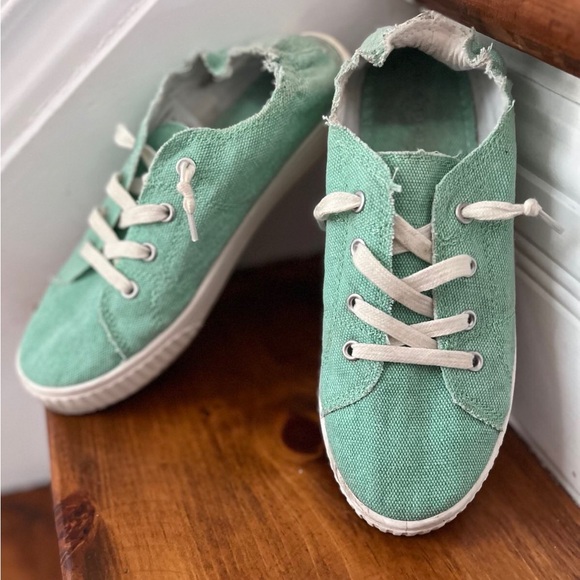 Madden Girl shoes - Picture 1 of 4